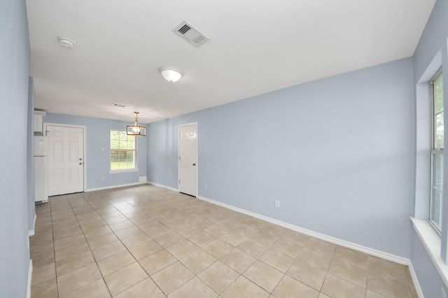 3511 Palm Avenue, Texas City, TX 77590