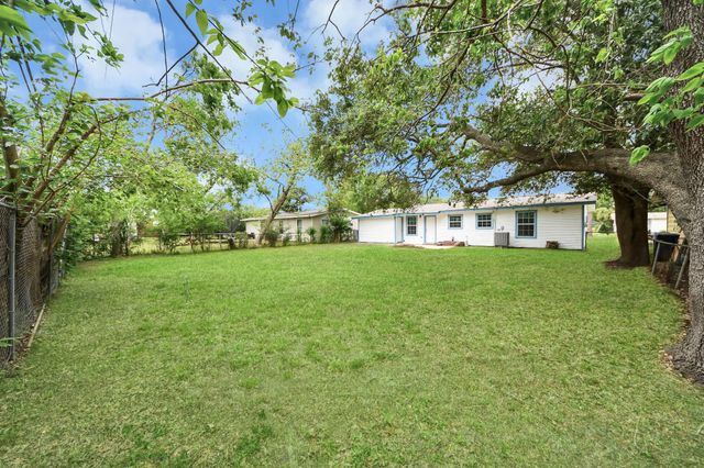 3511 Palm Avenue, Texas City, TX 77590