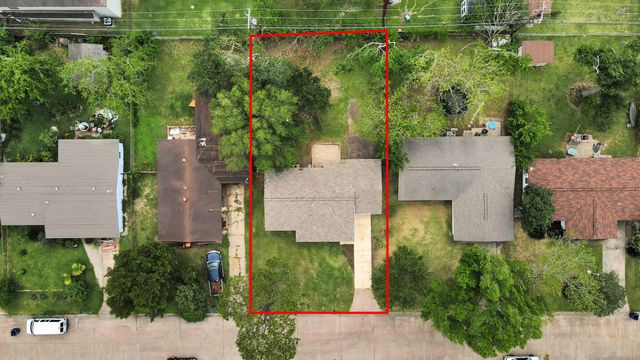 3511 Palm Avenue, Texas City, TX 77590