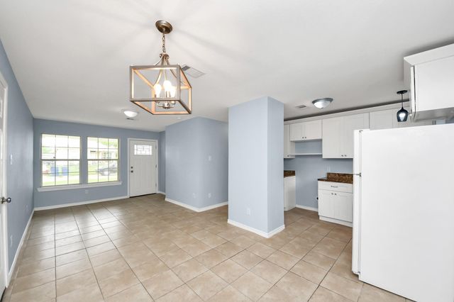 3511 Palm Avenue, Texas City, TX 77590