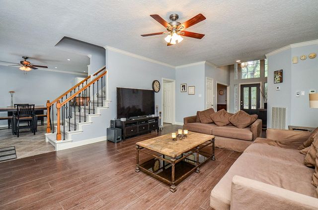 3126 Serene Oak Drive, Sugar Land, TX 77478