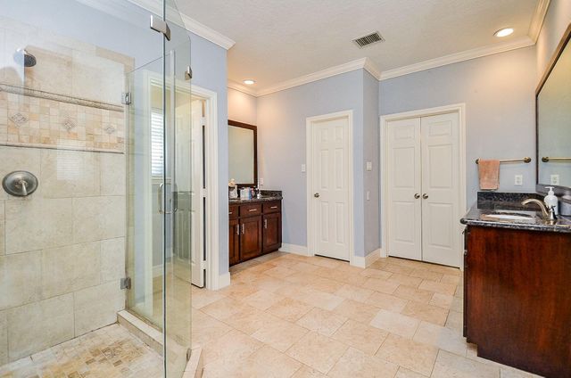 3126 Serene Oak Drive, Sugar Land, TX 77478