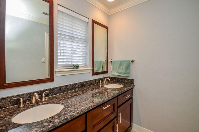 3126 Serene Oak Drive, Sugar Land, TX 77478
