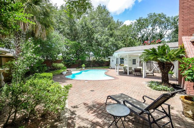3126 Serene Oak Drive, Sugar Land, TX 77478