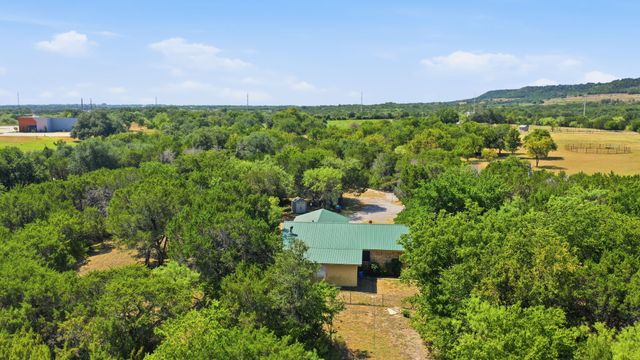 135 Indian Mountain Court, Granbury, TX 76048