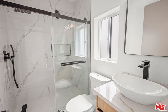 11012 Hortense Street A, North Hollywood, CA 91602