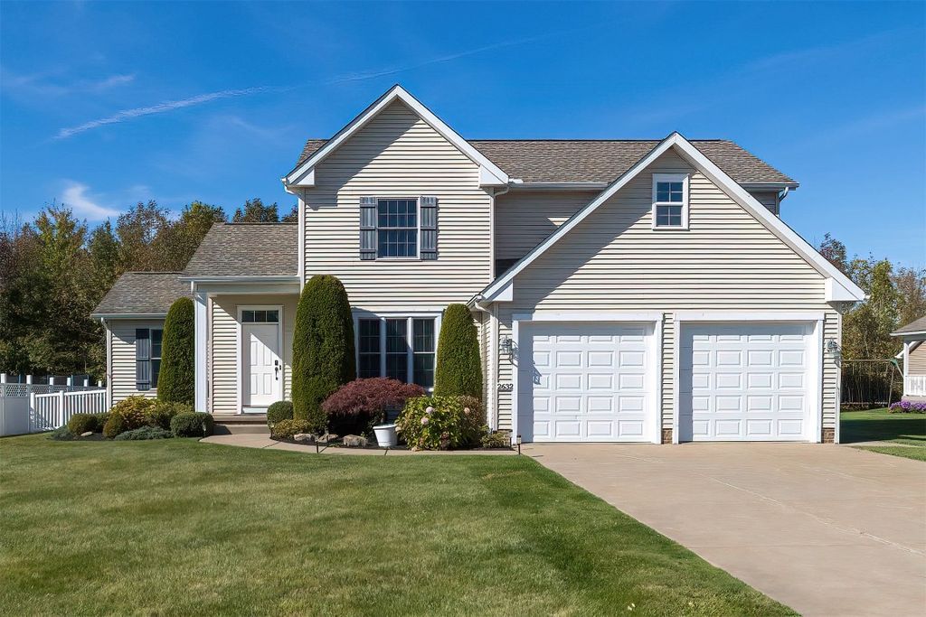 2632 N SHELBY Drive, Erie, PA 16509