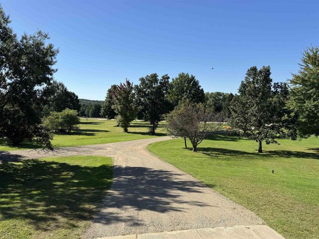 7130 N US Hwy 51, Janesville, WI 53545