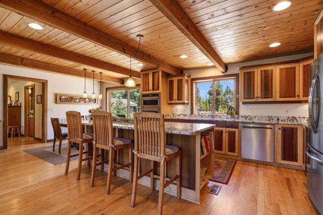 55635 Gatehouse Lane, Bend, OR 97707
