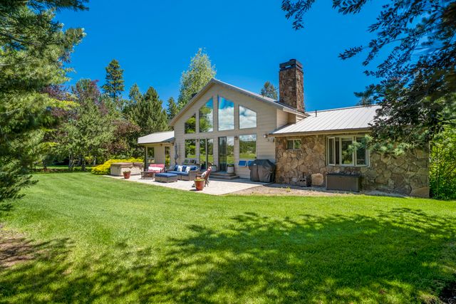 55635 Gatehouse Lane, Bend, OR 97707
