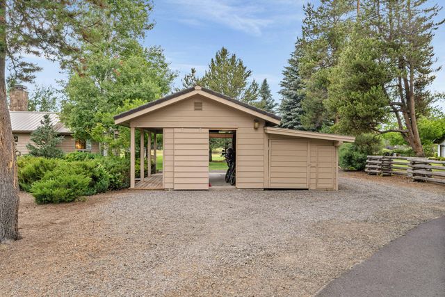 55635 Gatehouse Lane, Bend, OR 97707
