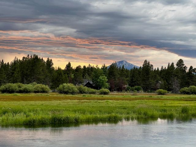55635 Gatehouse Lane, Bend, OR 97707