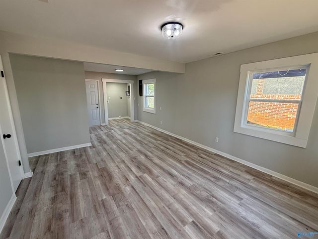 511 14th Avenue NW, Decatur, AL 35601