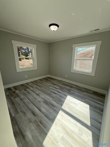 511 14th Avenue NW, Decatur, AL 35601