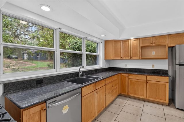 104 LONG POND WAY, Hawthorne, FL 32640