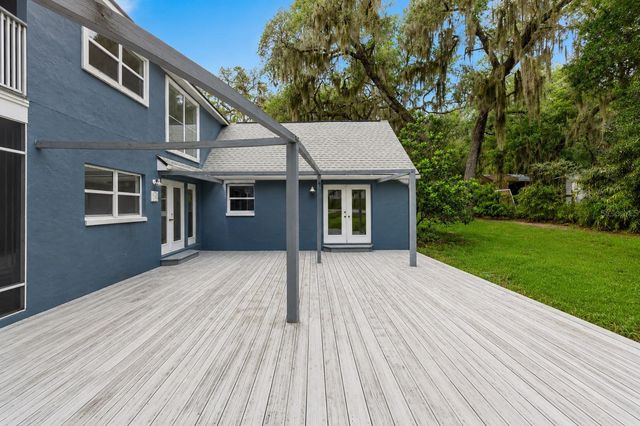 104 LONG POND WAY, Hawthorne, FL 32640