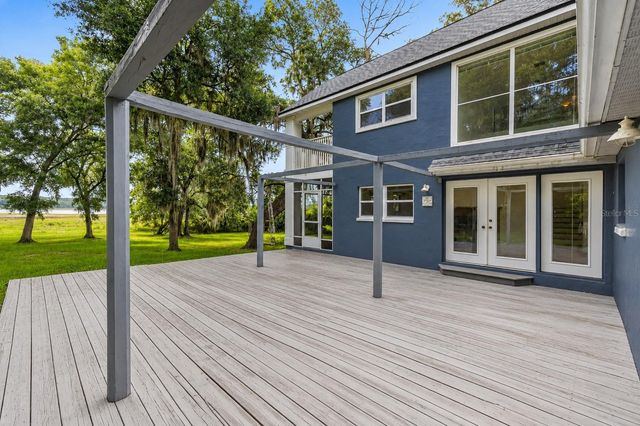104 LONG POND WAY, Hawthorne, FL 32640