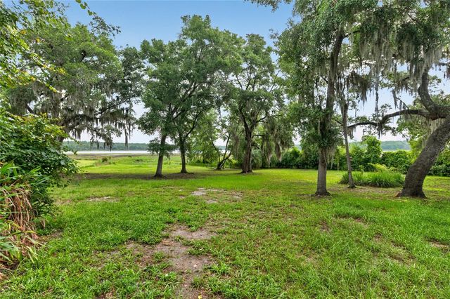 104 LONG POND WAY, Hawthorne, FL 32640