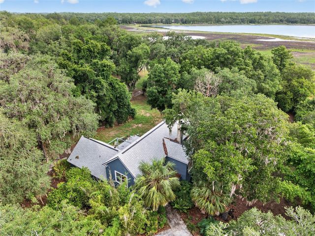 104 LONG POND WAY, Hawthorne, FL 32640