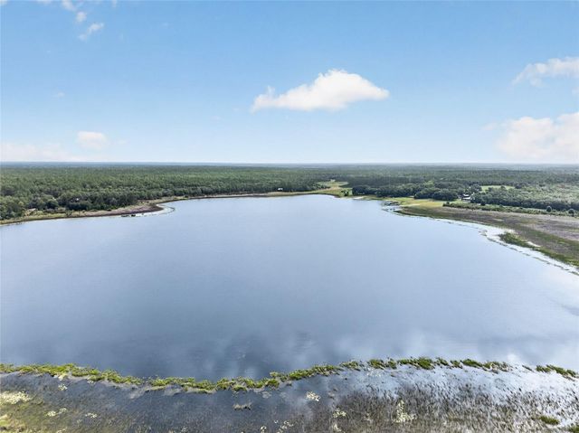 104 LONG POND WAY, Hawthorne, FL 32640