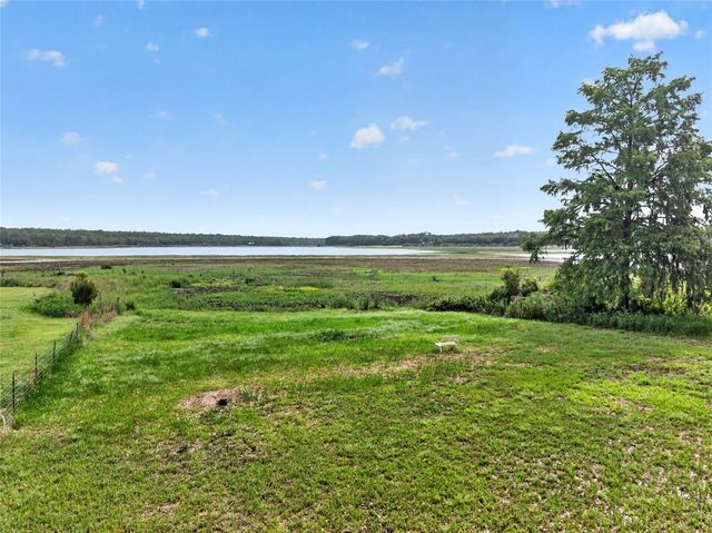 104 LONG POND WAY, Hawthorne, FL 32640