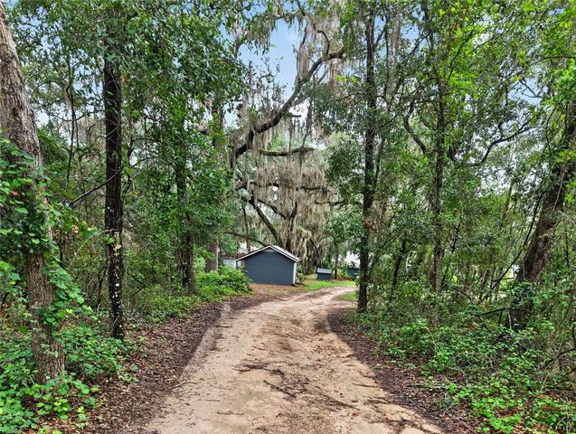 104 LONG POND WAY, Hawthorne, FL 32640