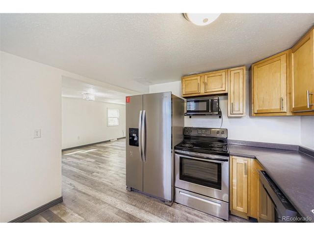 316 N 10th Ave, Brighton, CO 80601