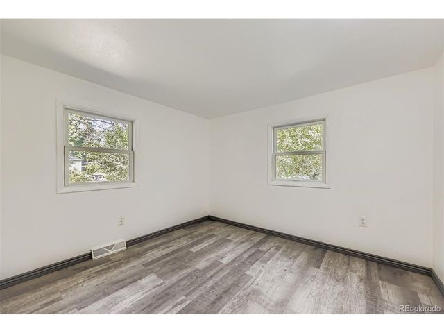 316 N 10th Ave, Brighton, CO 80601