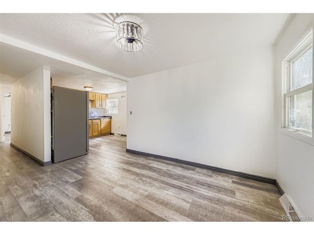 316 N 10th Ave, Brighton, CO 80601