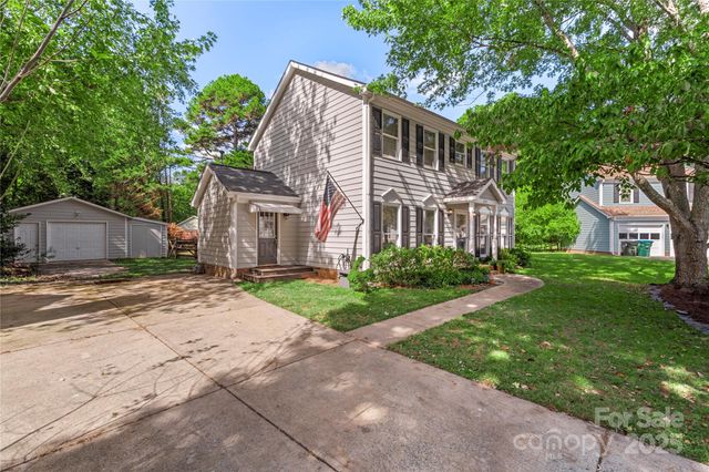 2519 Fitzpatrick Lane, Matthews, NC 28105