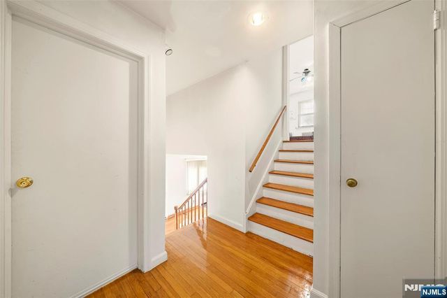 525 Chestnut Street, Ridgefield, NJ 07657