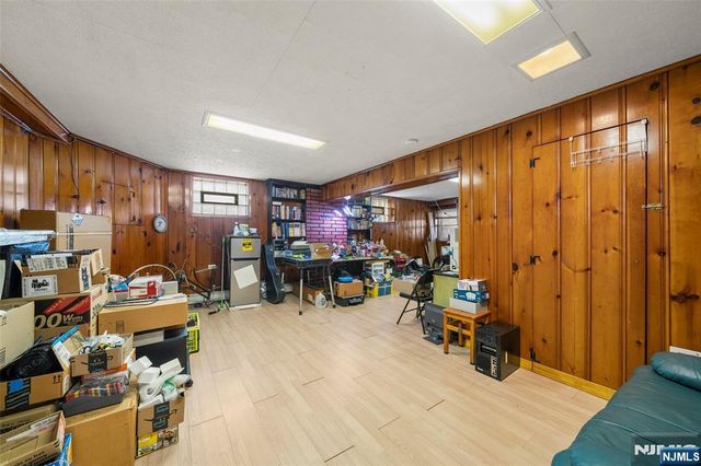 525 Chestnut Street, Ridgefield, NJ 07657