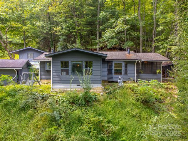 370 Hidden Trail, Franklin, NC 28734