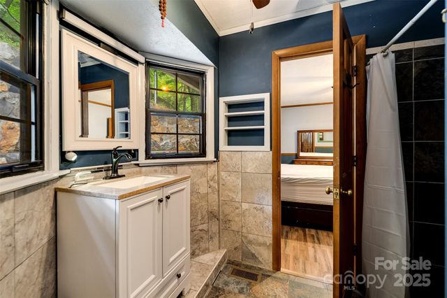 370 Hidden Trail, Franklin, NC 28734