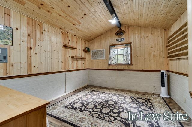 370 Hidden Trail, Franklin, NC 28734