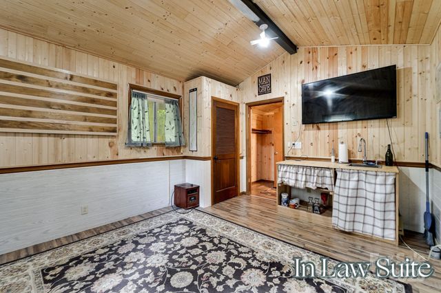 370 Hidden Trail, Franklin, NC 28734
