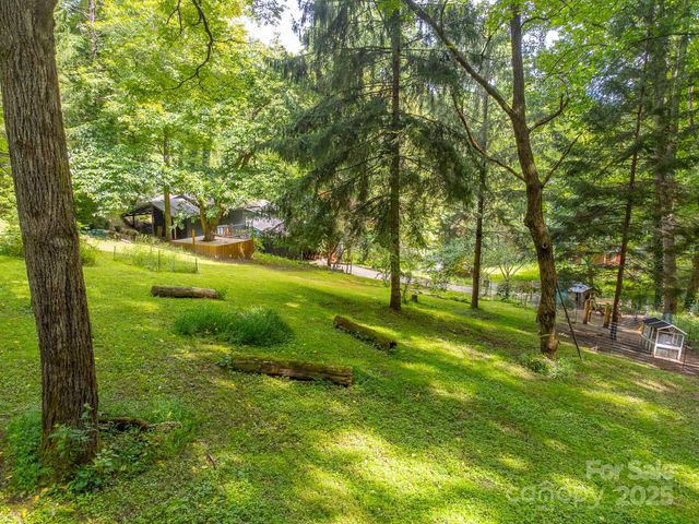 370 Hidden Trail, Franklin, NC 28734