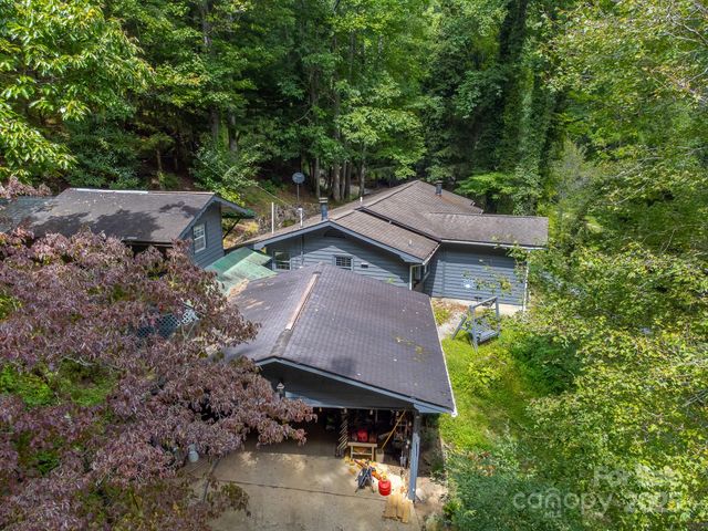 370 Hidden Trail, Franklin, NC 28734