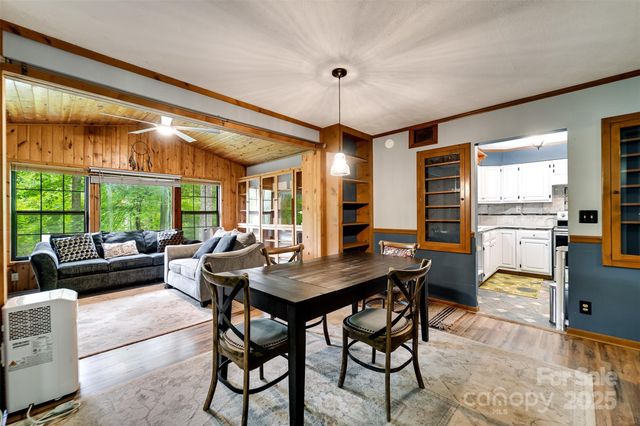 370 Hidden Trail, Franklin, NC 28734