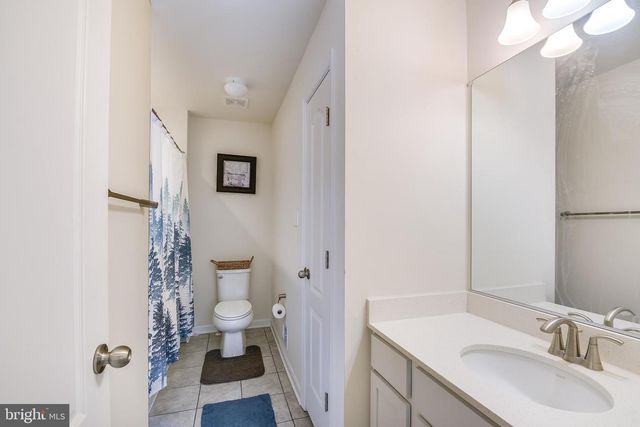 23680 W PATUXENT BEACH RD, California, MD 20619