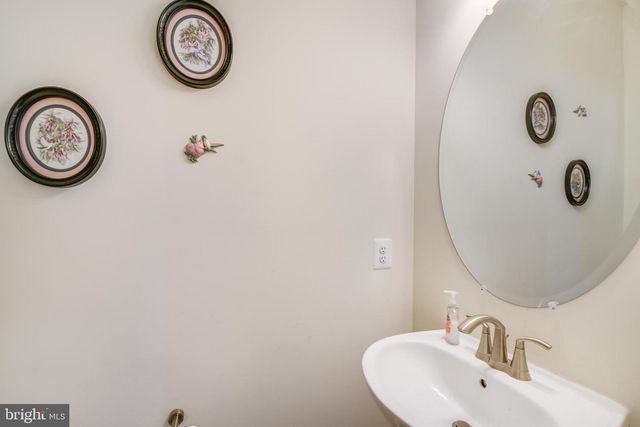 23680 W PATUXENT BEACH RD, California, MD 20619