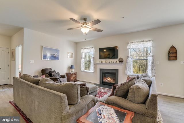 23680 W PATUXENT BEACH RD, California, MD 20619