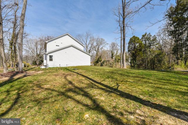 23680 W PATUXENT BEACH RD, California, MD 20619
