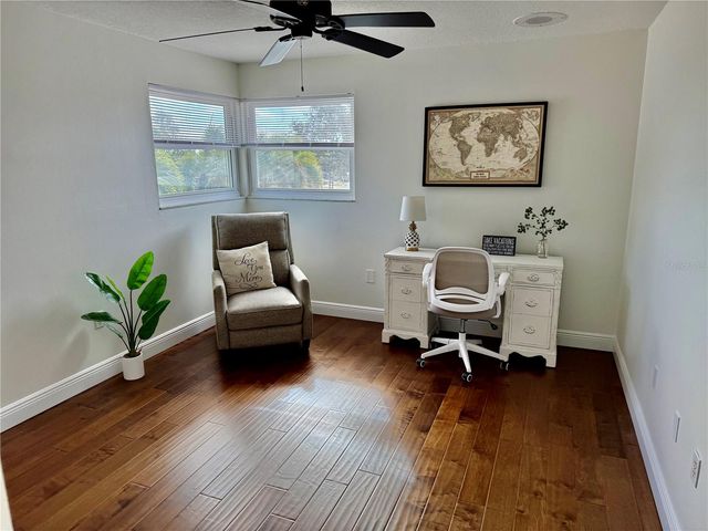 812 ISLAND WAY, Clearwater Beach, FL 33767