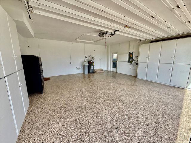 812 ISLAND WAY, Clearwater Beach, FL 33767