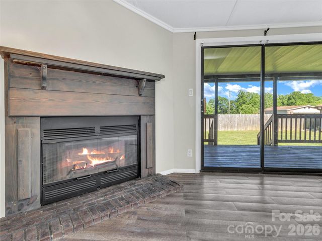 133 Kristey Lane, Hendersonville, NC 28792