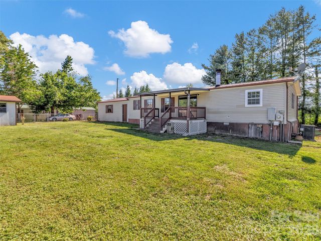 133 Kristey Lane, Hendersonville, NC 28792
