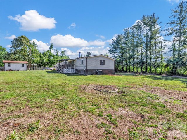 133 Kristey Lane, Hendersonville, NC 28792