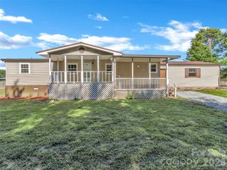 133 Kristey Lane, Hendersonville, NC 28792