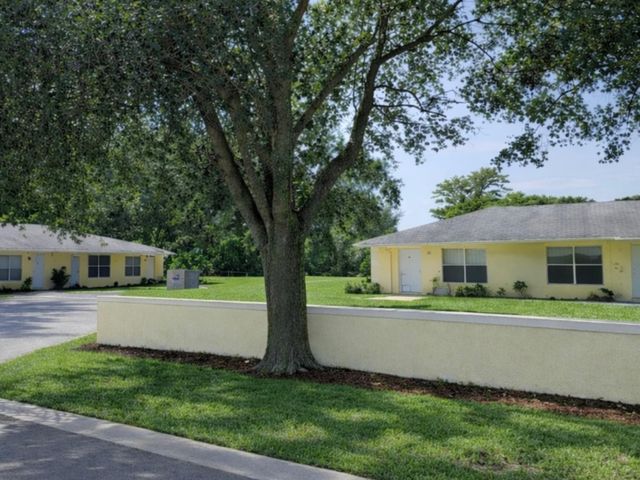 951 King Orange Drive, Fort Pierce, FL 34982